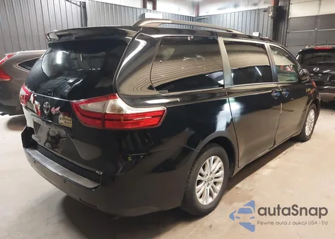2015 Toyota Sienna Xle 8 Passenger z USA, uszkodzony, nr VIN 5TDYK3DC7FS581134
